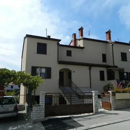 House 193385-holiday Mendikovic Daire